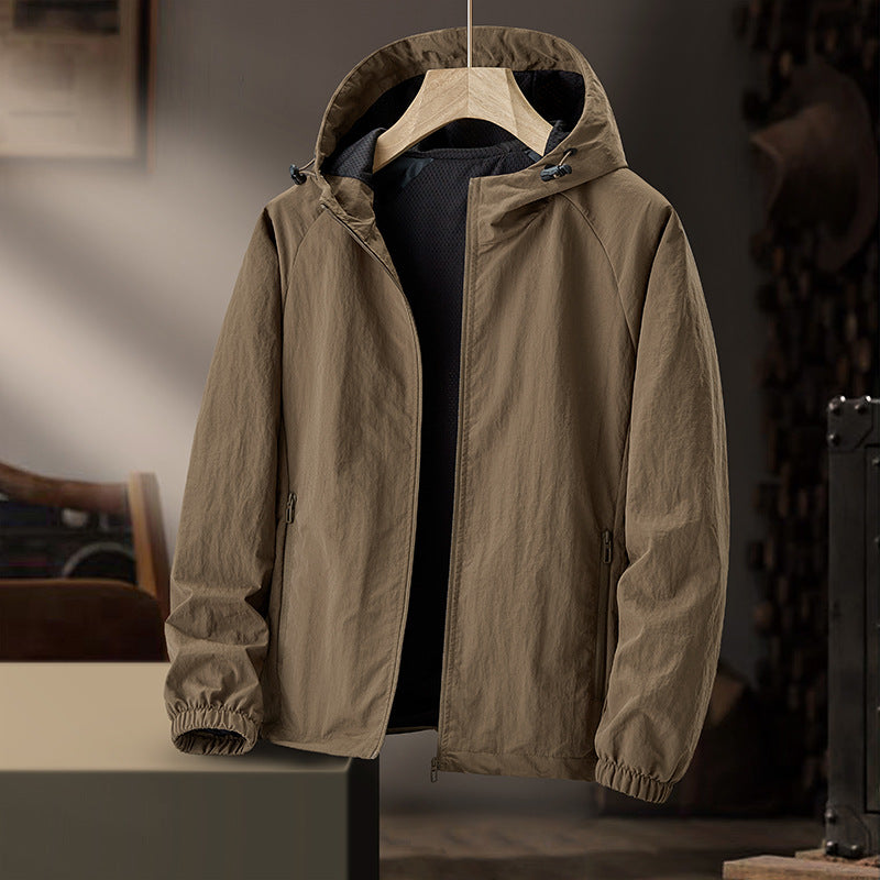 Men's Ultralight Hooded Windbreaker with Mesh Lining and Water-Repellent Exterior Chichicherry