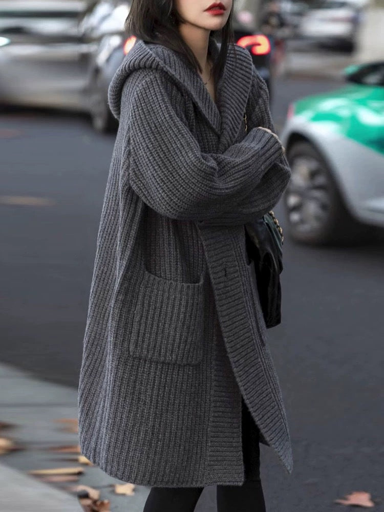 Women Long Hooded Cardigan made of bulky rib knit with pockets Chichicherry