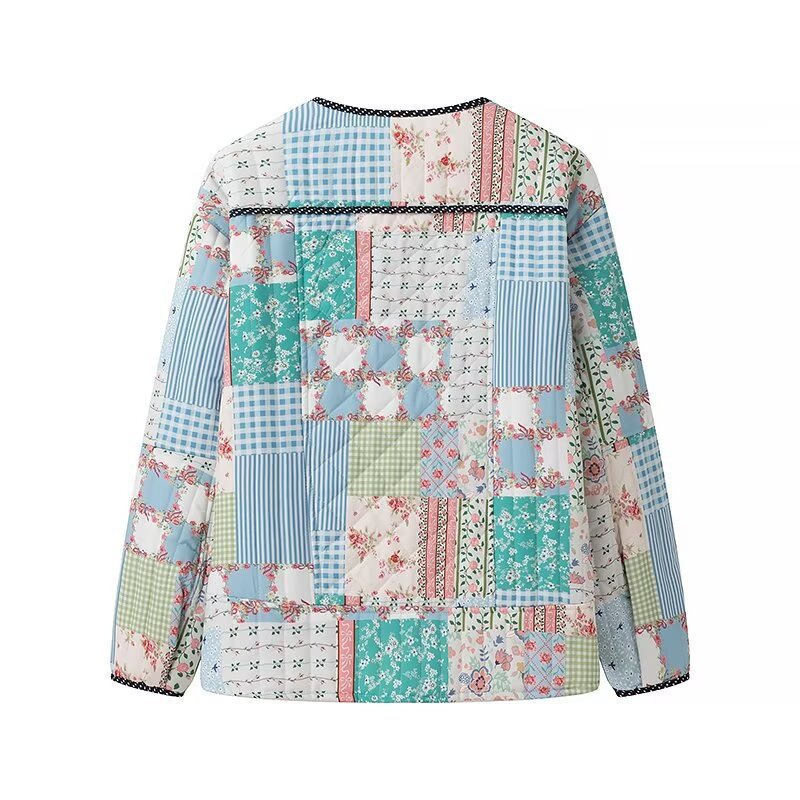 Women's quilted patchwork jacket with round neckline, decorative trim and front buttons Chichicherry