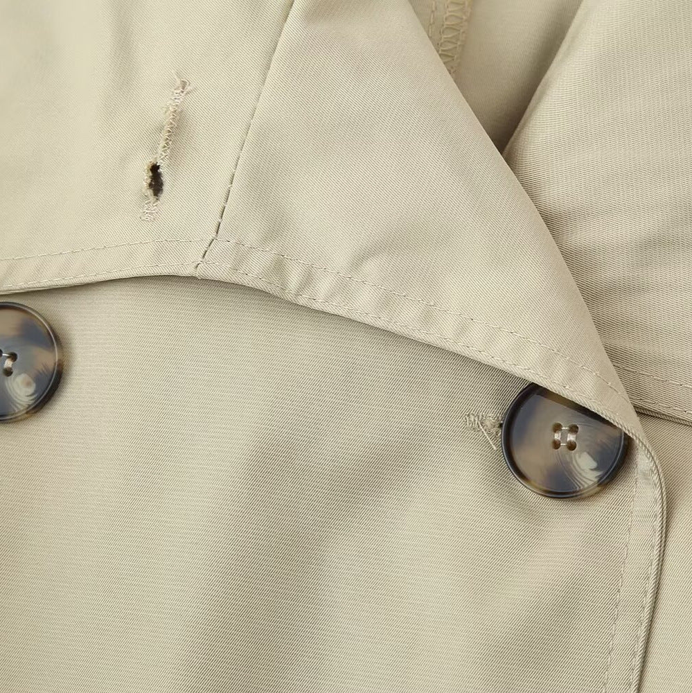 Women's short trench coat in boxy cut with double-breasted and belted waist Chichicherry