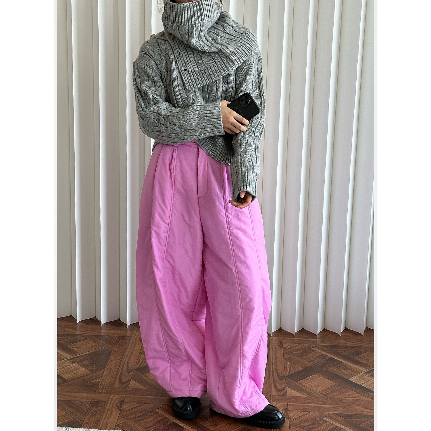 Ladies Padded High-Waist Palazzo Pants in Balloon-Cut Chichicherry