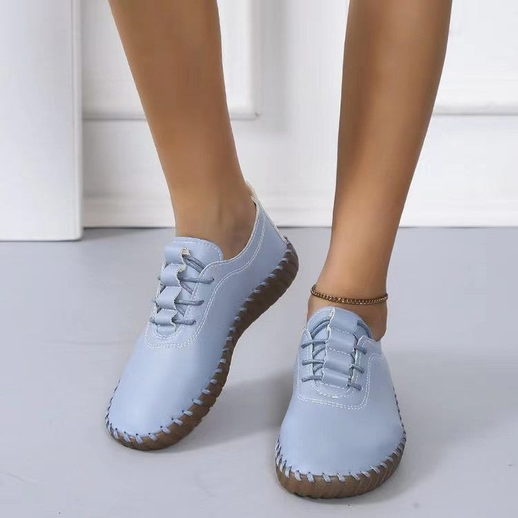 Women Lightweight Sneakers with Hand-Stitched Decorative Seam and Flexible Profile Sole Chichicherry