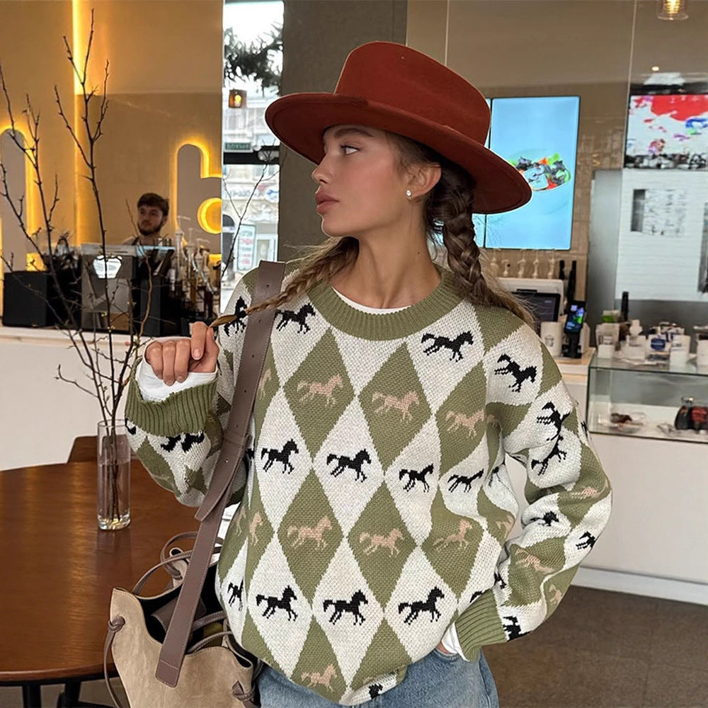 Women's Oversize Knitted Sweater with Argyle Pattern and Horse Motif Chichicherry