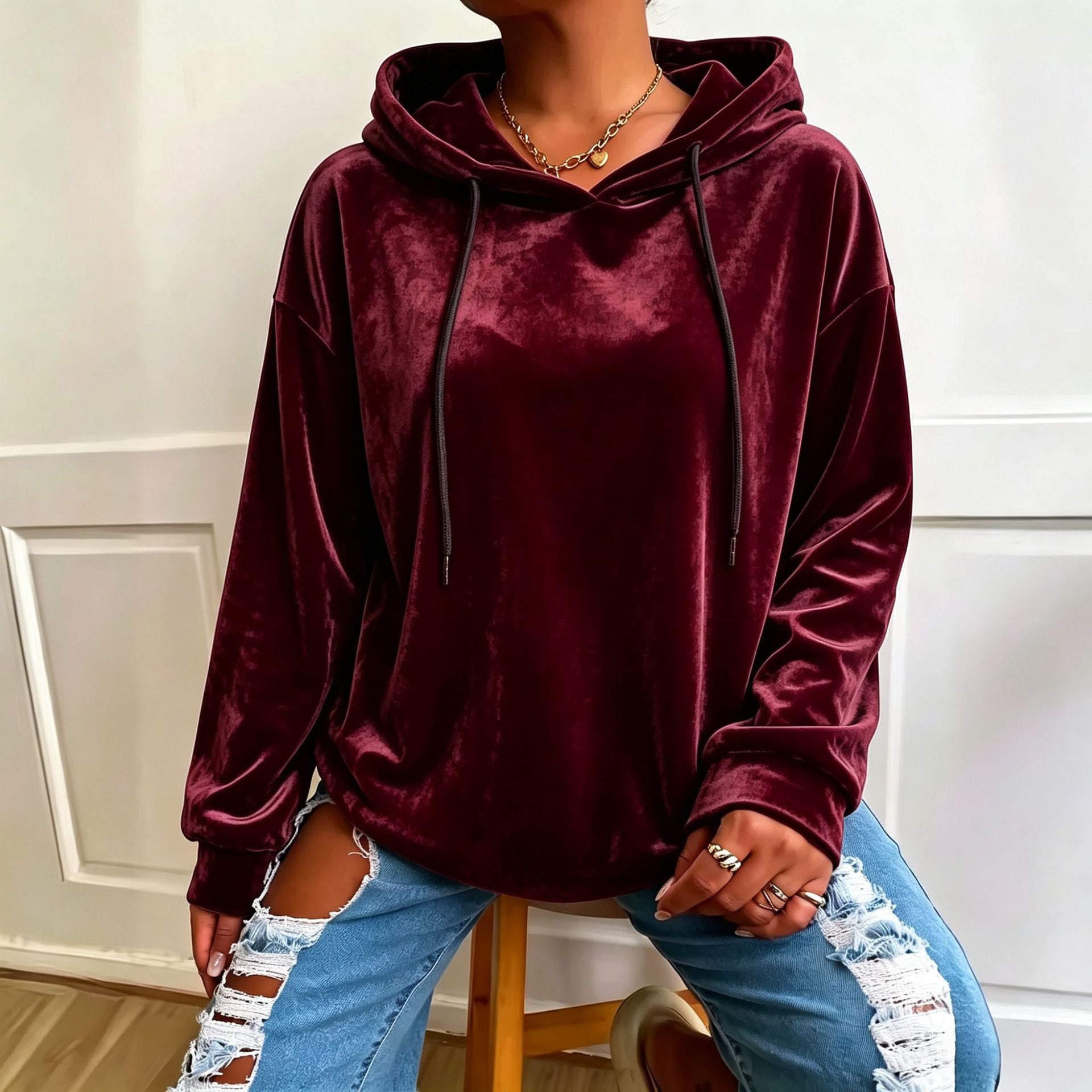 Women Oversize Velvet Hoodie with Drawstring and Drop-Shoulder Chichicherry