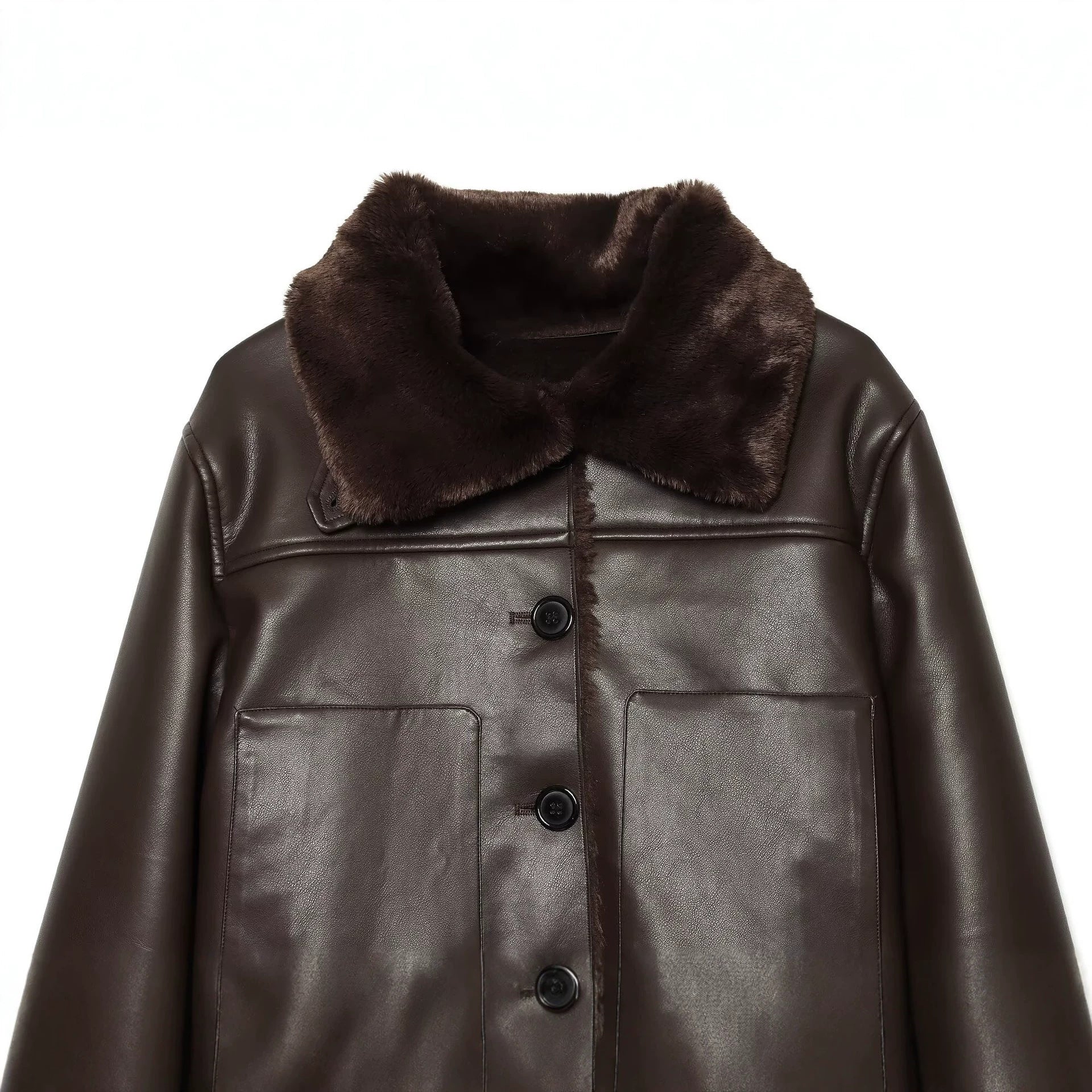 Women's short jacket in leather look with teddy lining, patch pockets and lapel collar Chichicherry
