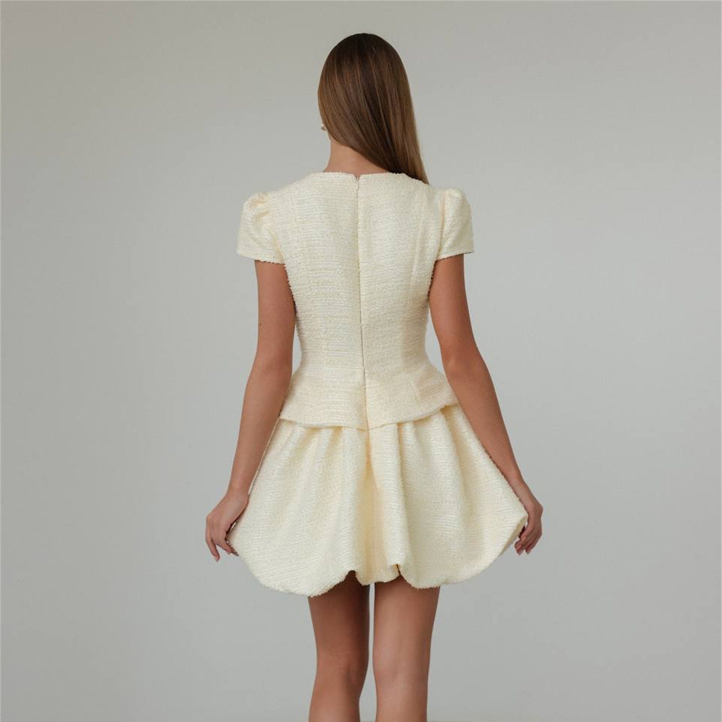 Women's Figure-Hugging Tweed Mini Dress with Peplum and Button Placket Chichicherry