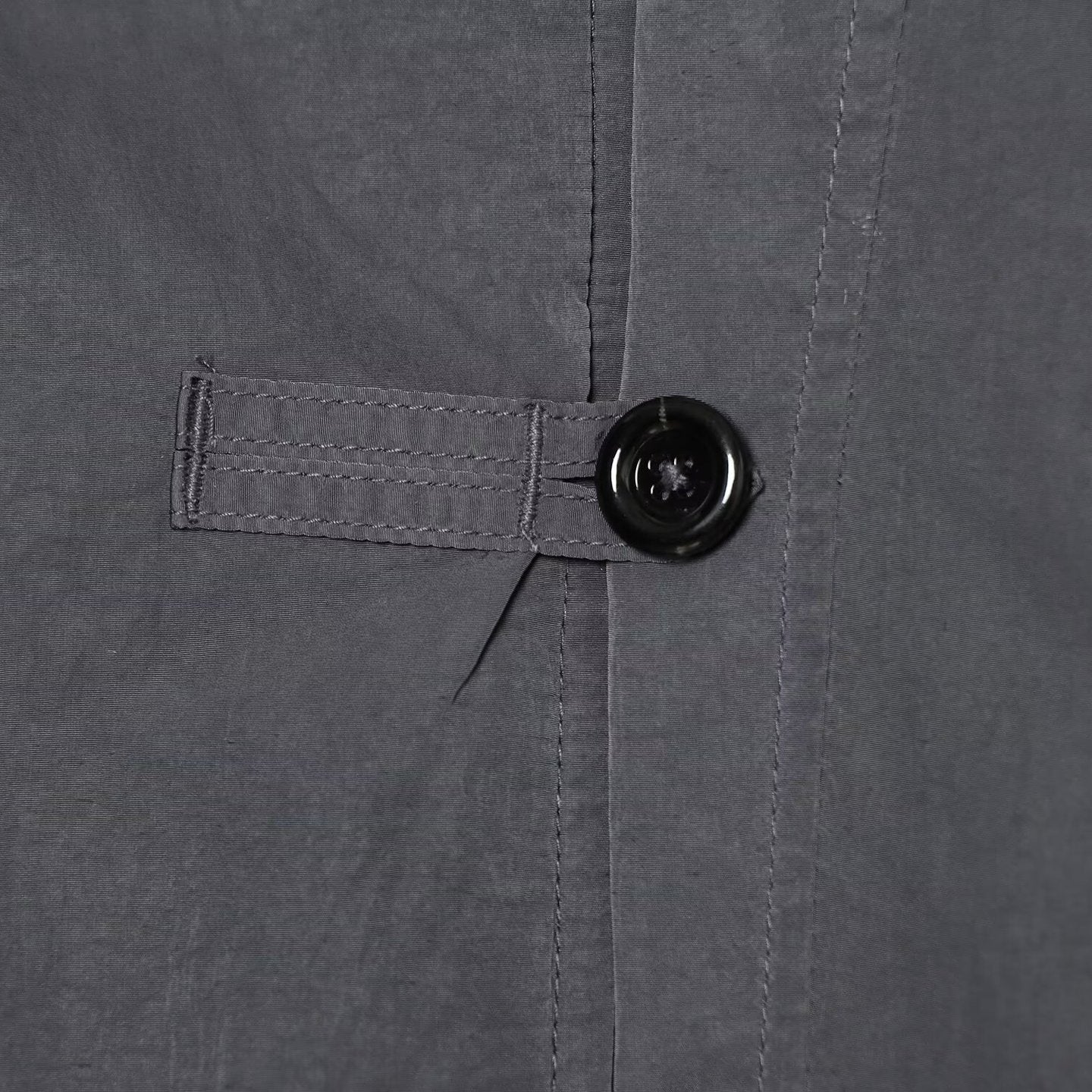 Women's Lightweight Cropped Nylon Jacket with High Funnel Neck, Oversized Cut, and Elastic Cuffs Chichicherry