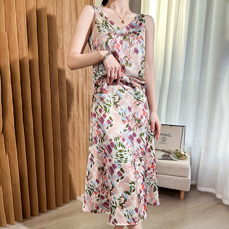 Women's satin midi skirt with abstract watercolor floral print and high waist Chichicherry