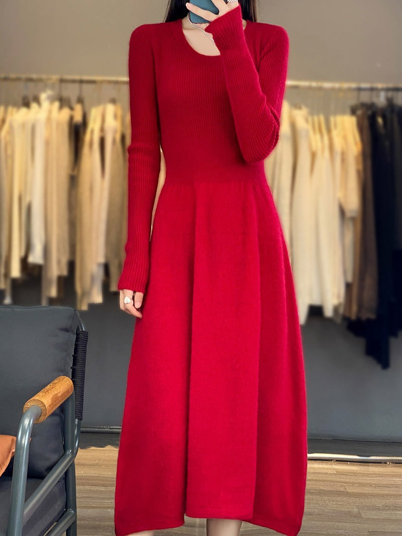 Ladies Long-Sleeved Midi Dress in Fine Knit with Tailored A-Line Silhouette Chichicherry