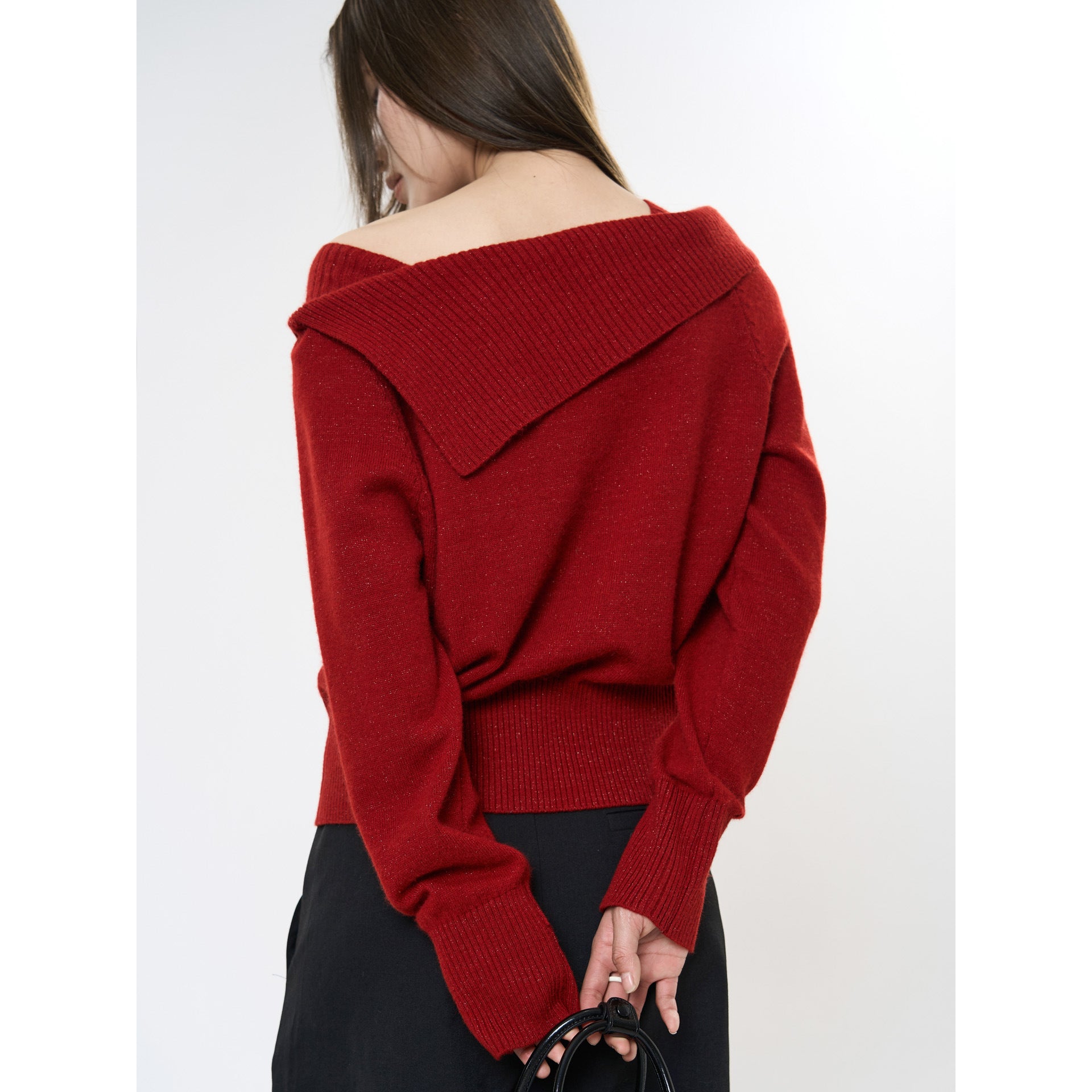 Women's Off-Shoulder Oversized Ribbed Knit Sweater with Folded Collar Chichicherry