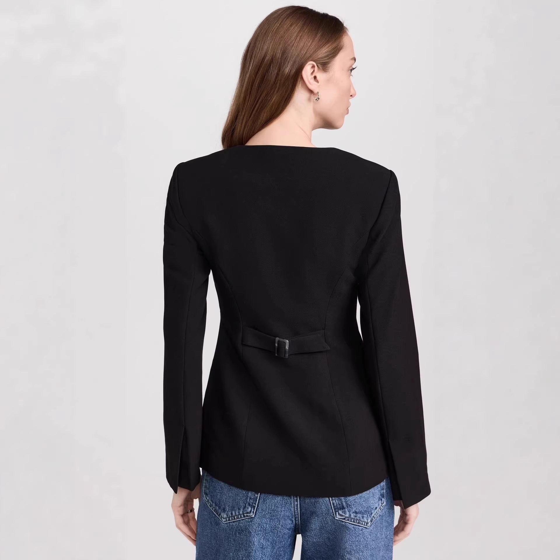 Women's Tailored Short Blazer with Round Neckline and Center Button Placket Chichicherry