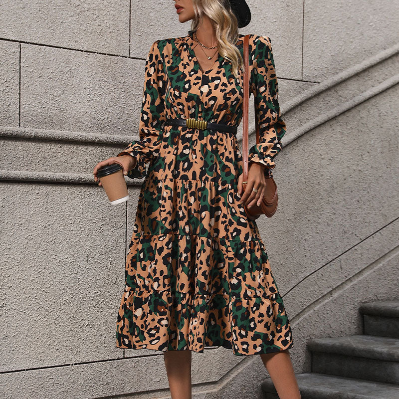 Women's wrap midi dress with leopard pattern, tiered skirt and elastic waist fit Chichicherry