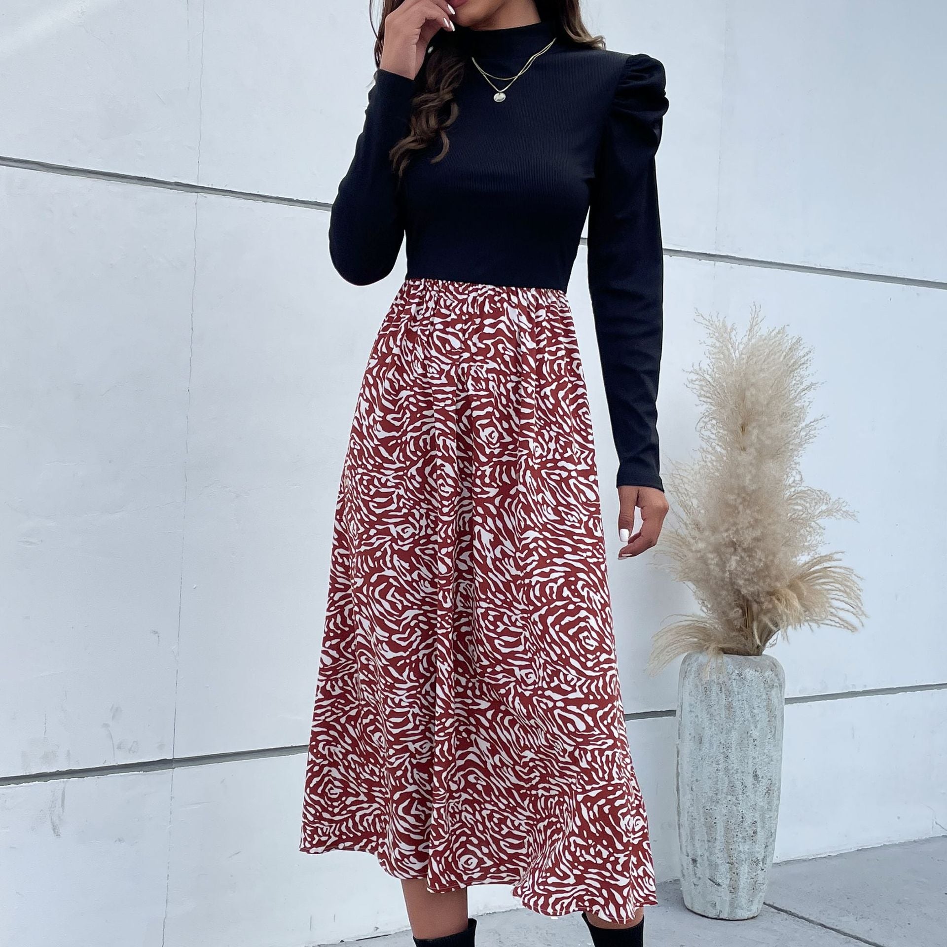 Ladies fine knit long sleeve with stand-up collar and puff sleeves Chichicherry