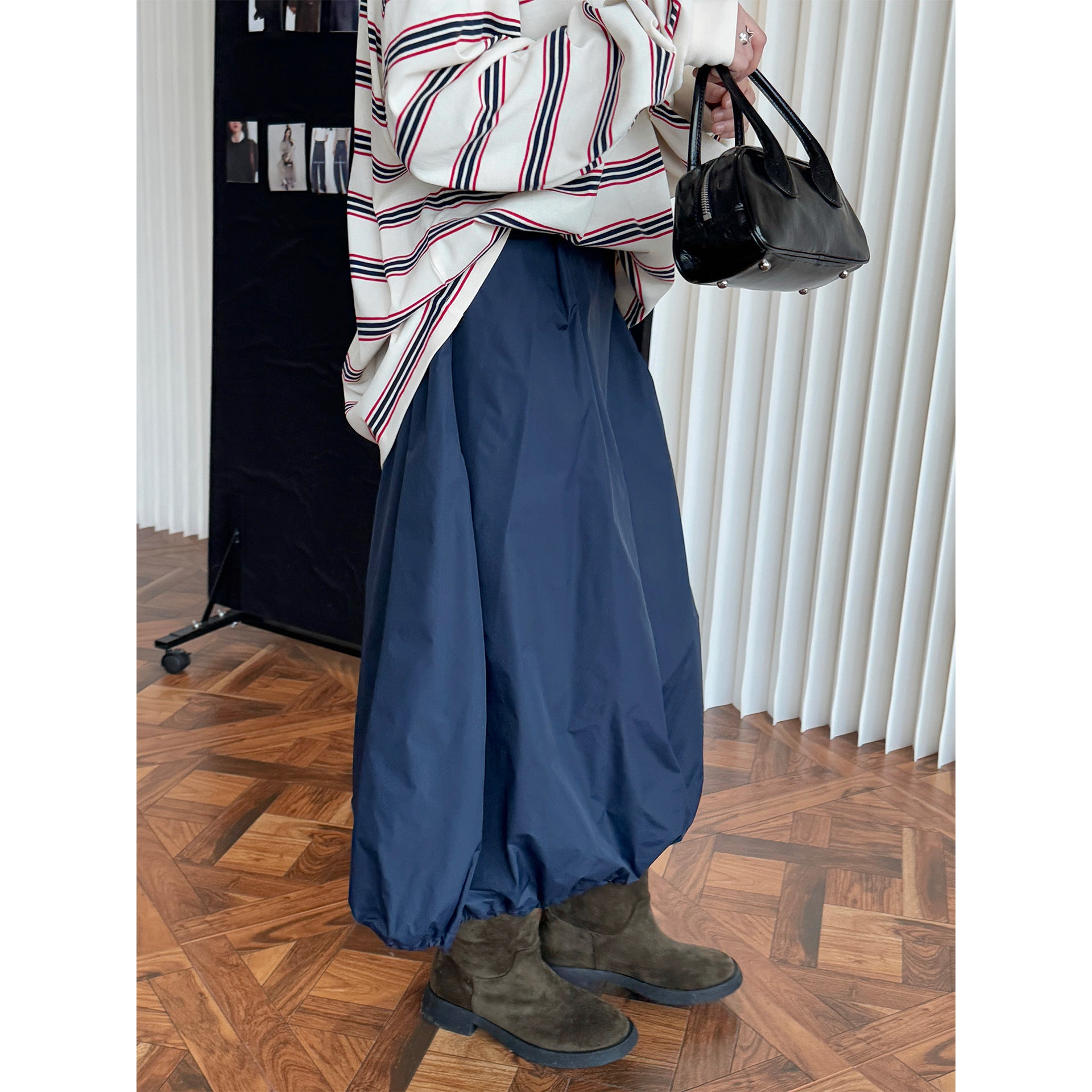 Women's Long Cut Oversized Shirt Blouse Made of Light Cotton Poplin with Chest Pocket and Rounded Hem Chichicherry