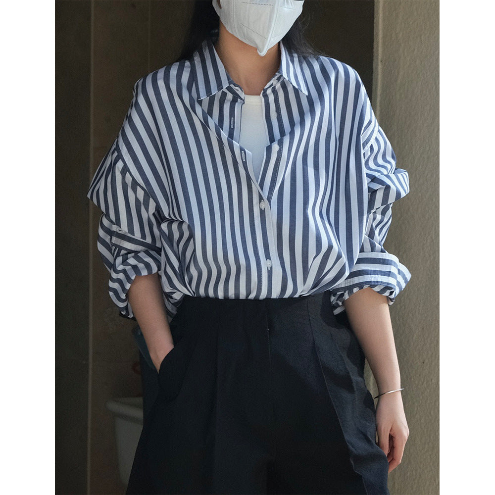 Women's oversized shirt blouse with side slits, drop shoulder and fine striped pattern Chichicherry