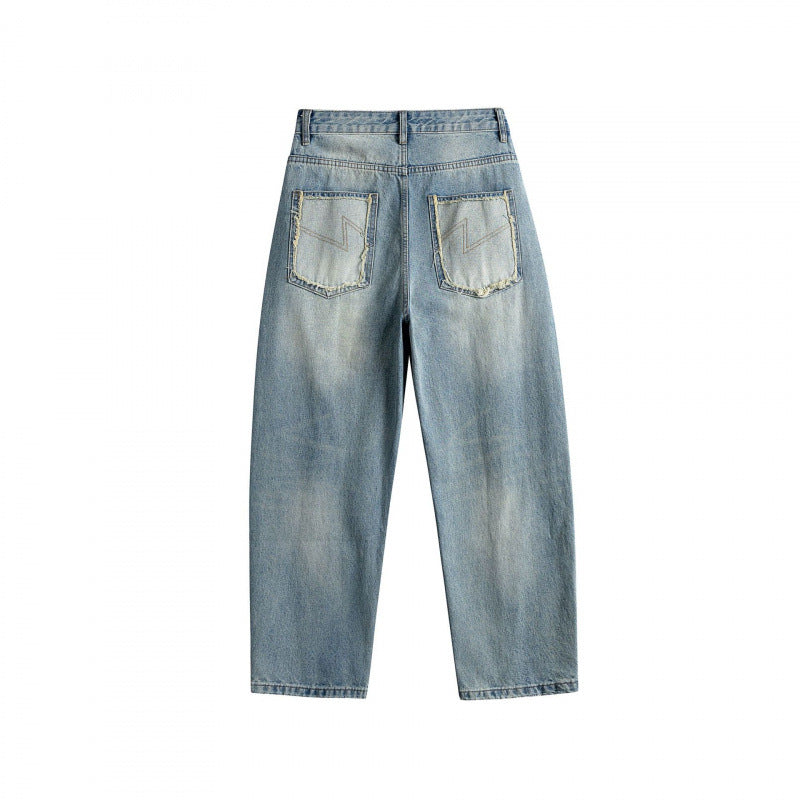 Ladies High-Waist Baggy Jeans with pre-shaped side pockets and light used wash Chichicherry