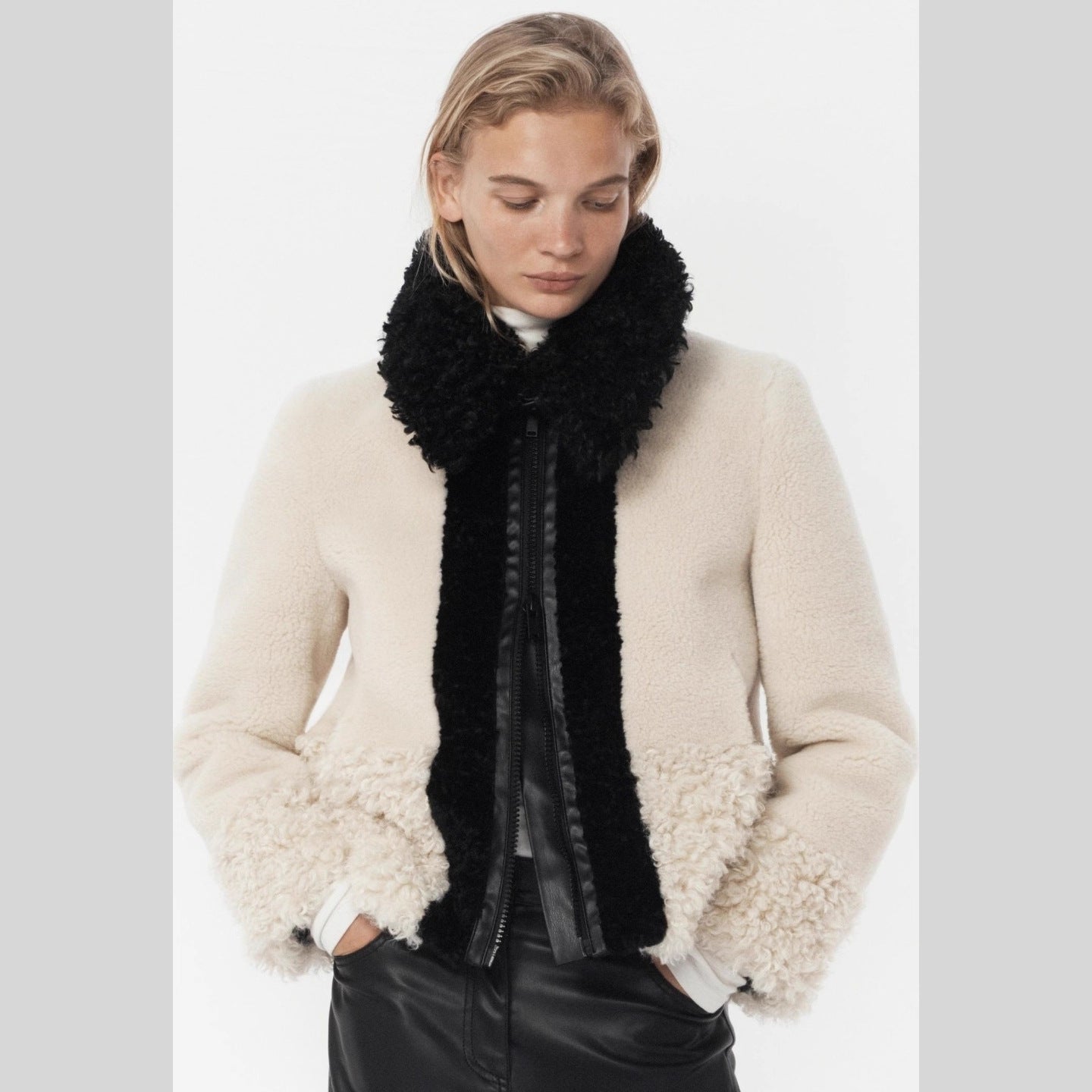 Ladies Teddy Fleece Blouson Jacket with contrasting faux fur collar Chichicherry