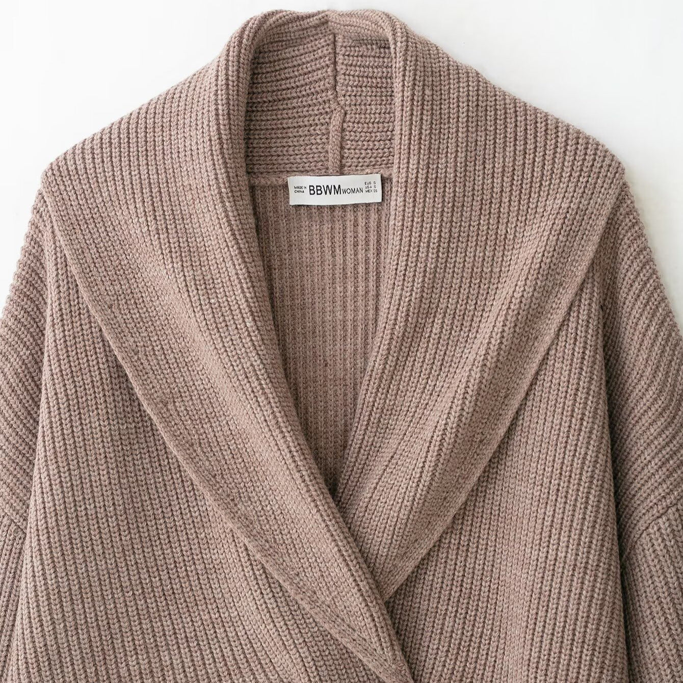 Women's Short Cut Chunky Knit Cardigan with Shawl Collar and Double-Breasted Button Placket Chichicherry