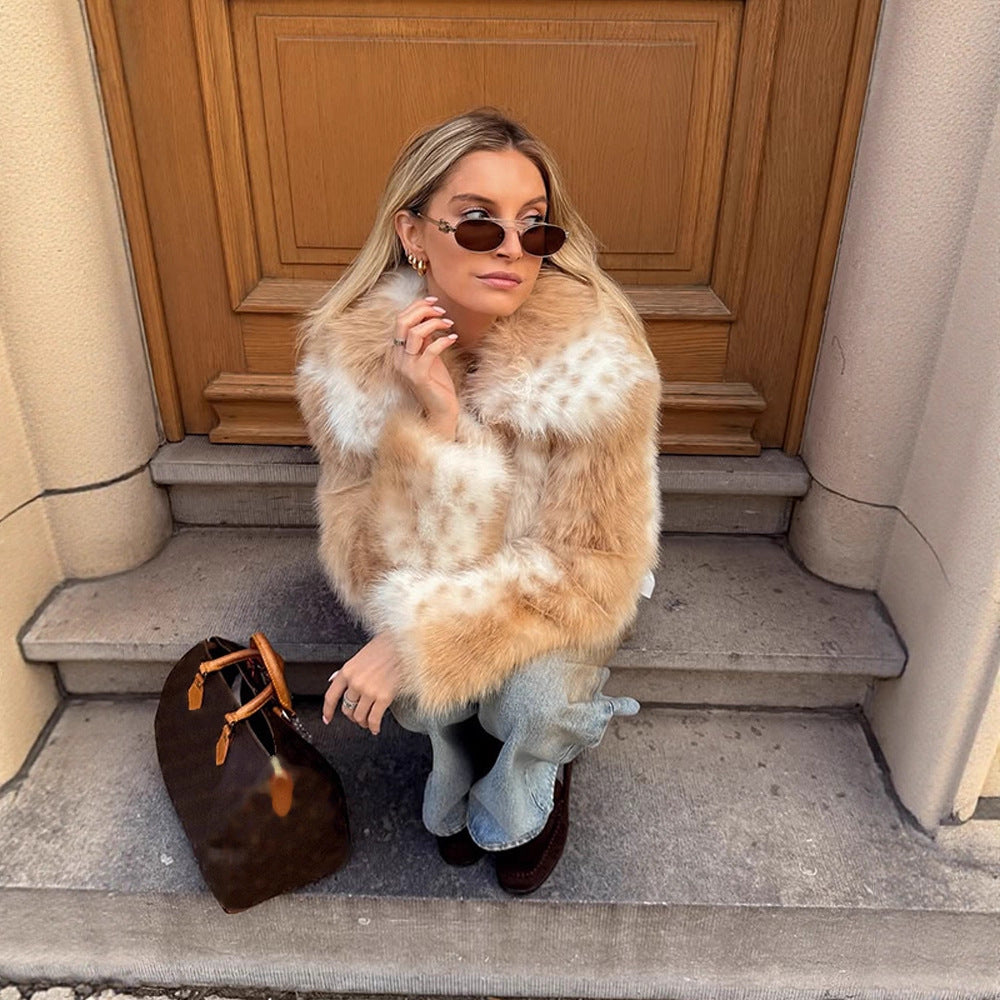 Women's Boxy Faux Fur Jacket with Two-Tone Shag Look and Notched Collar Chichicherry