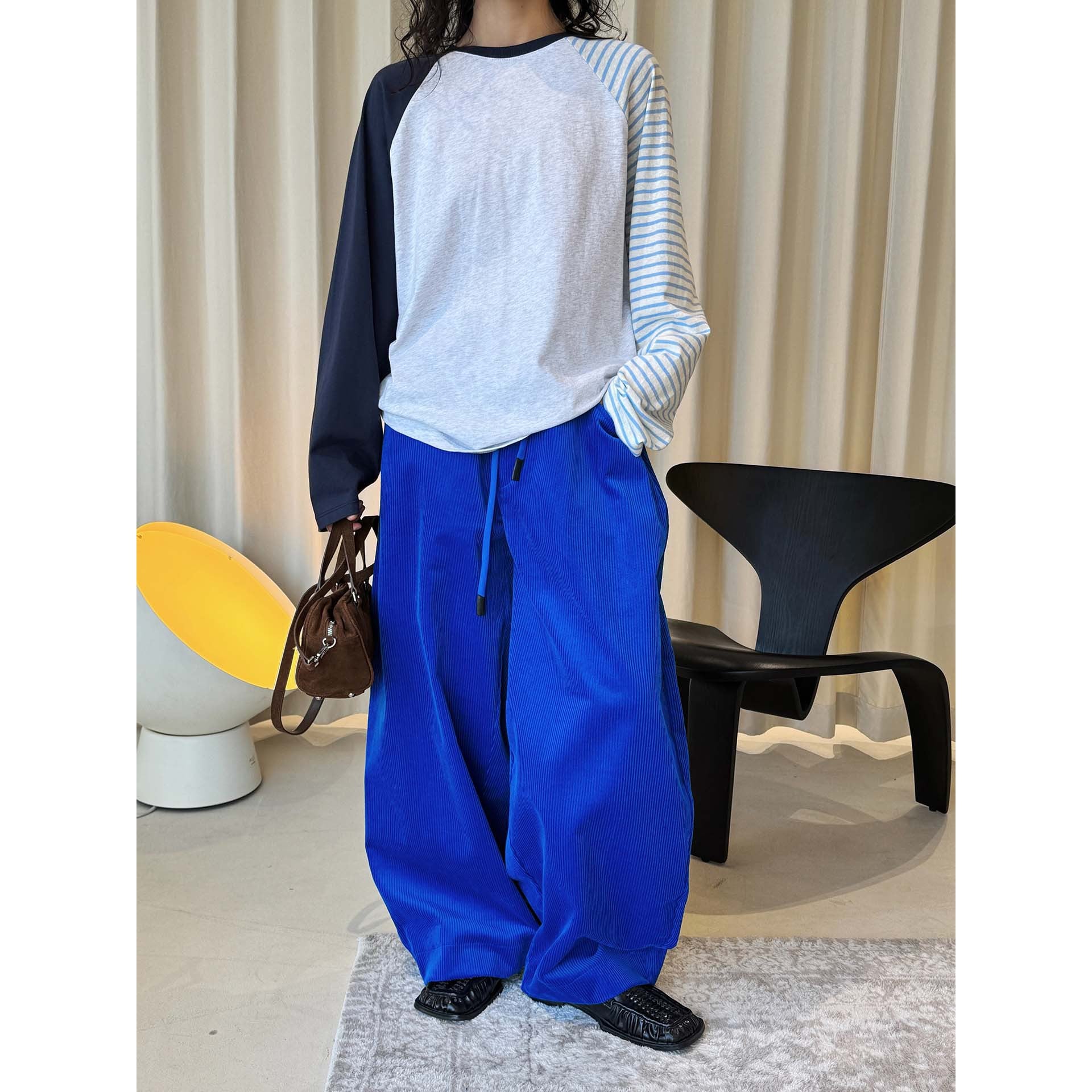 Women Raglan Long Sleeve Shirt with Contrasting Sleeves Chichicherry