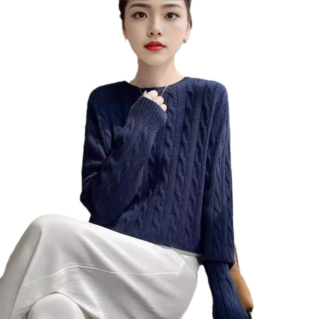 Women's cable knit round neck sweater made of soft wool blend with ribbed cuffs Chichicherry