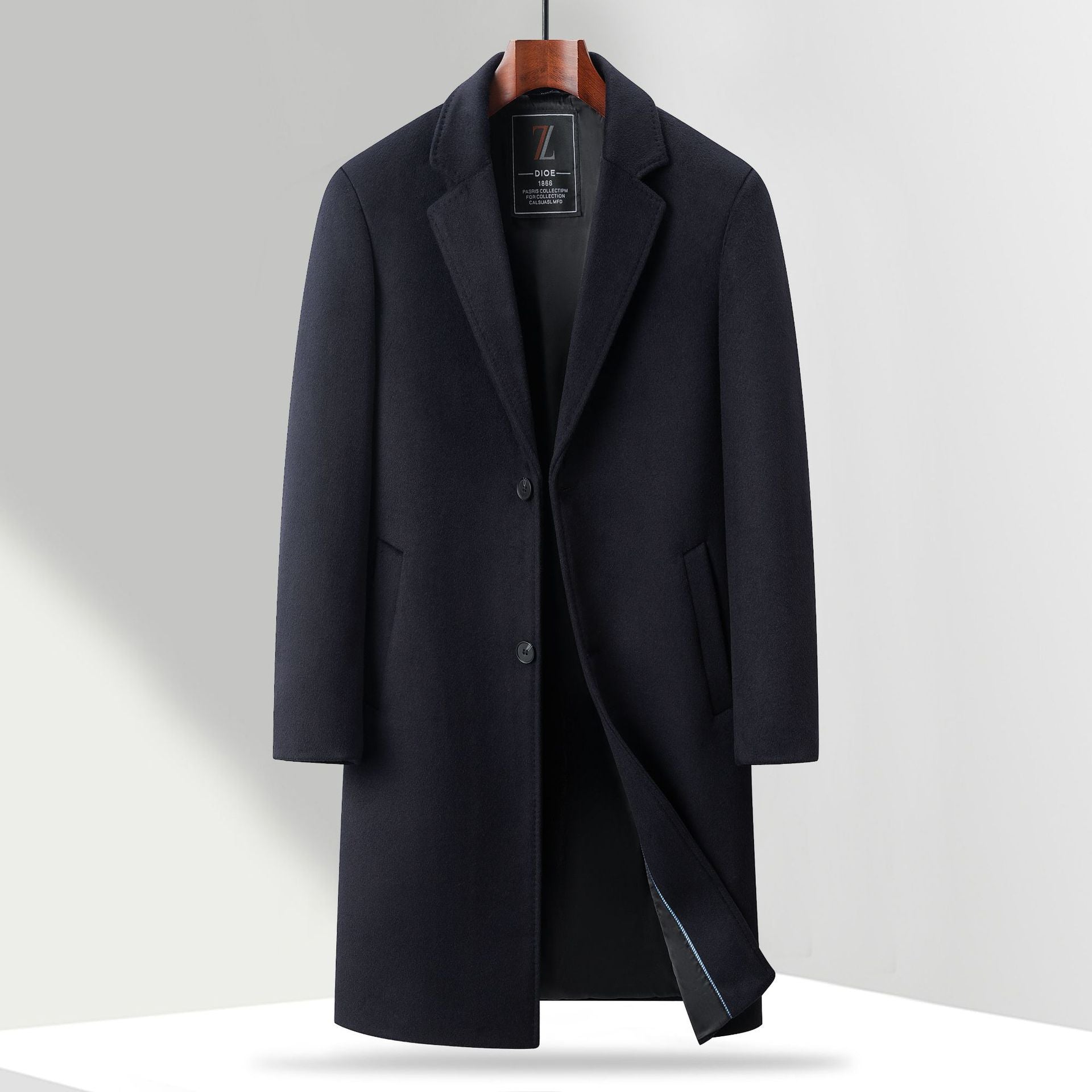 Men's single-breasted long coat made of wool blend with straight cut and lapel collar Chichicherry