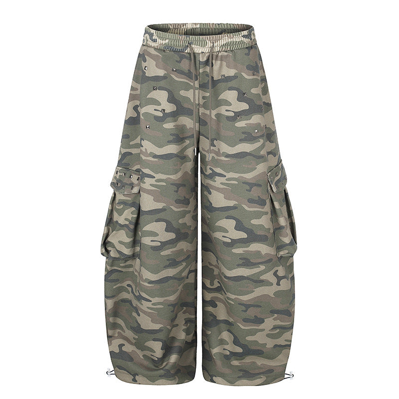 Women's Wide Cargo Pants in Camouflage Design with Elastic Waistband and Large Pockets Chichicherry