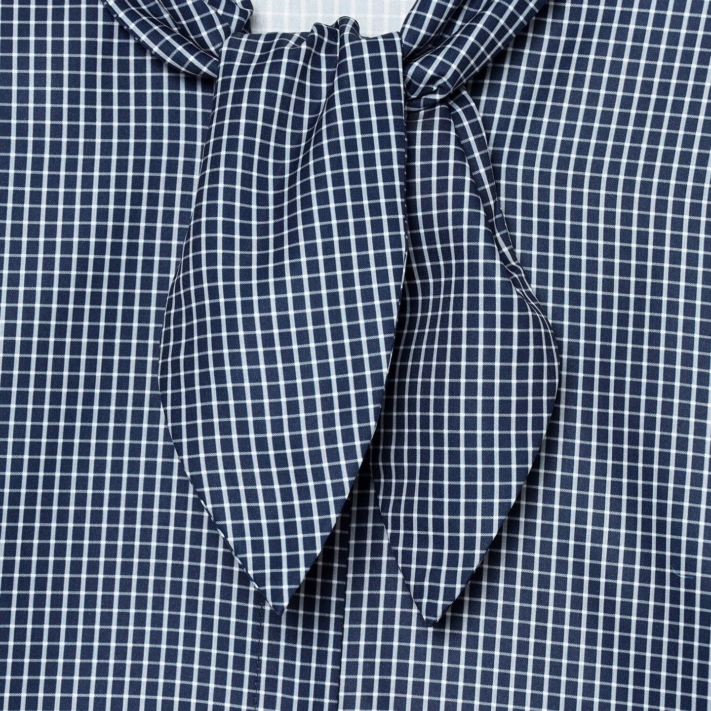 Women’s checkered blouse with bow collar and full button closure Chichicherry