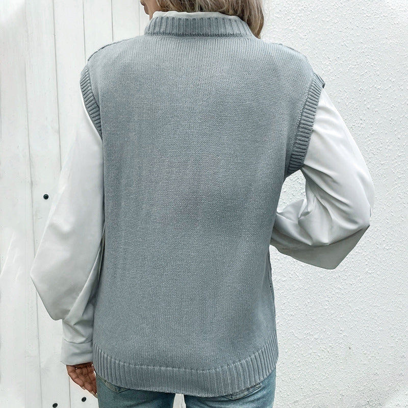 Women Knitted V-Neck Knit Vest with Openwork and Diamond Pattern Chichicherry