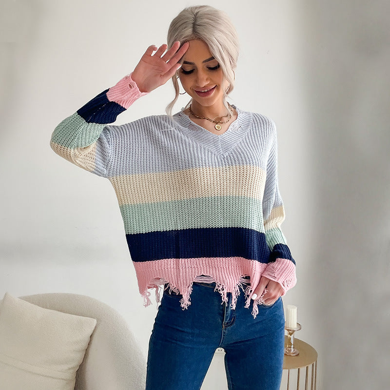 Women's Oversize V-Neck Knitted Sweater with Striped Design and Frayed Hem Chichicherry