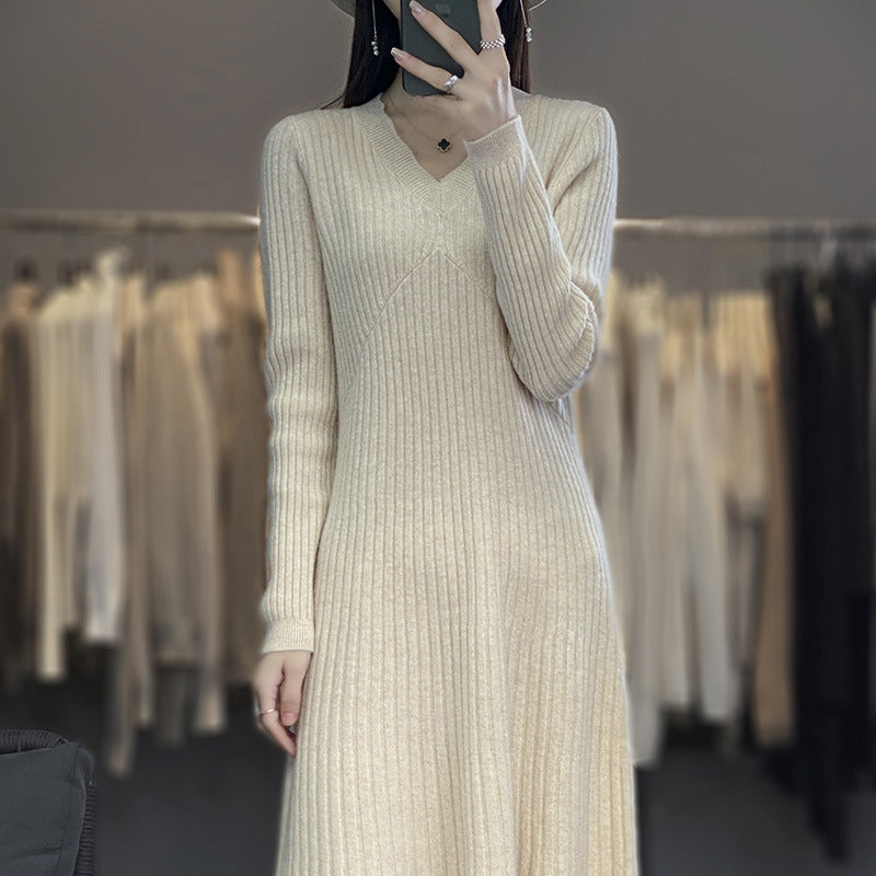 Women's Long Ribbed Knit Midi Dress with Tailored Silhouette and A-Line Skirt Chichicherry