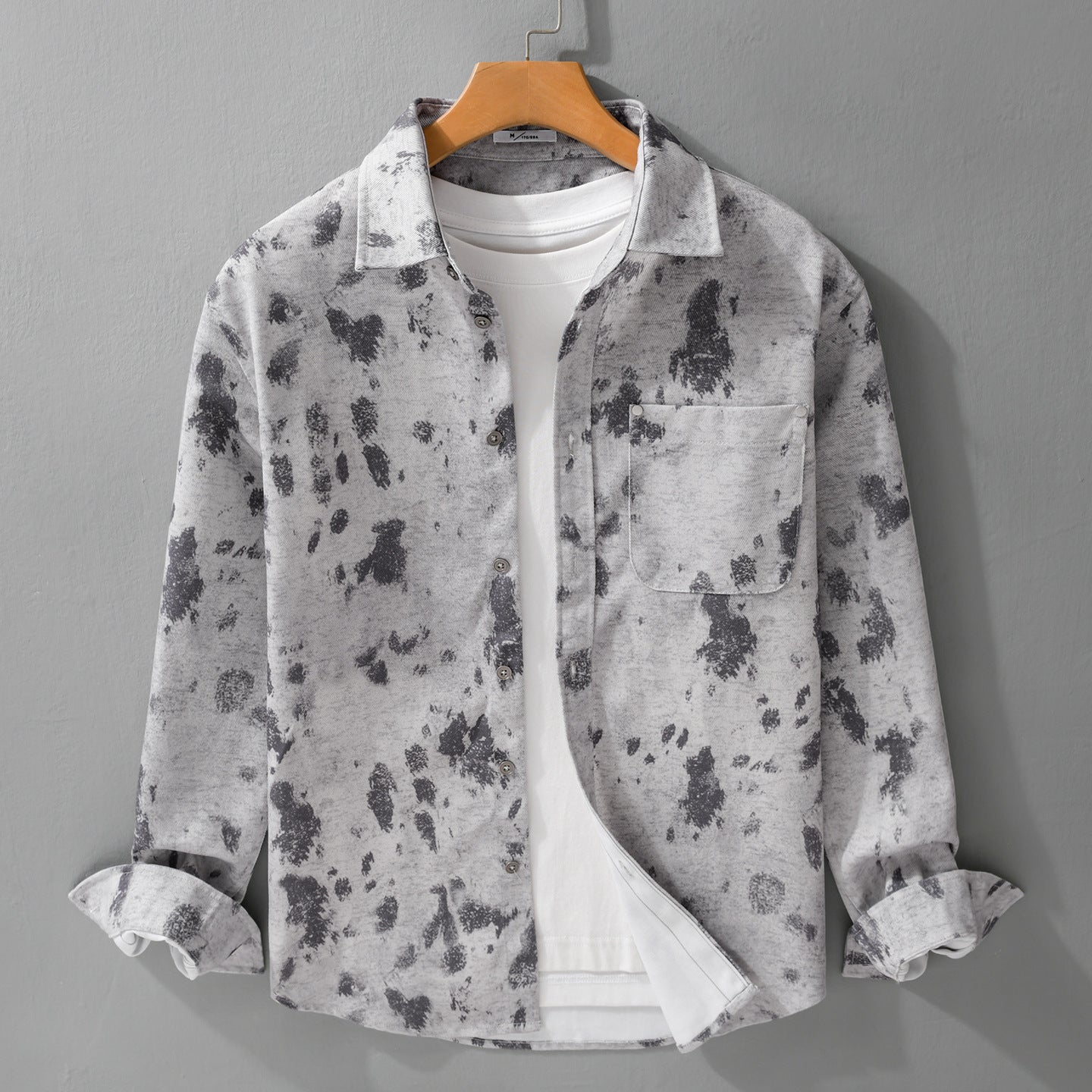 Men's Long-Sleeved Cotton Overshirt with Abstract Spray Pattern and Patch Chest Pocket Chichicherry