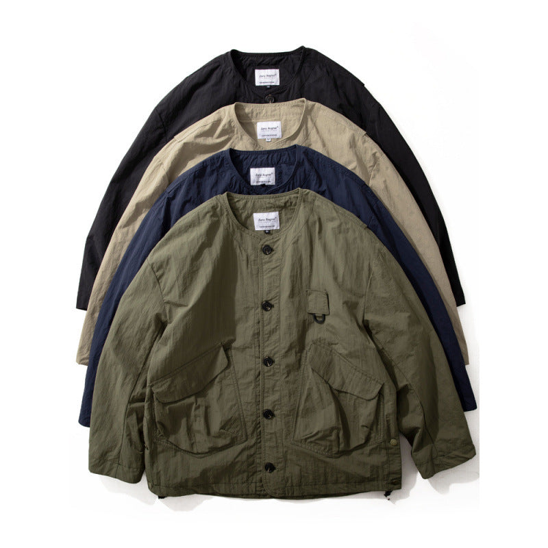 Herren Kragenlose Utility-Fieldjacke mit Pattentaschen und Kordelzug Chichicherry