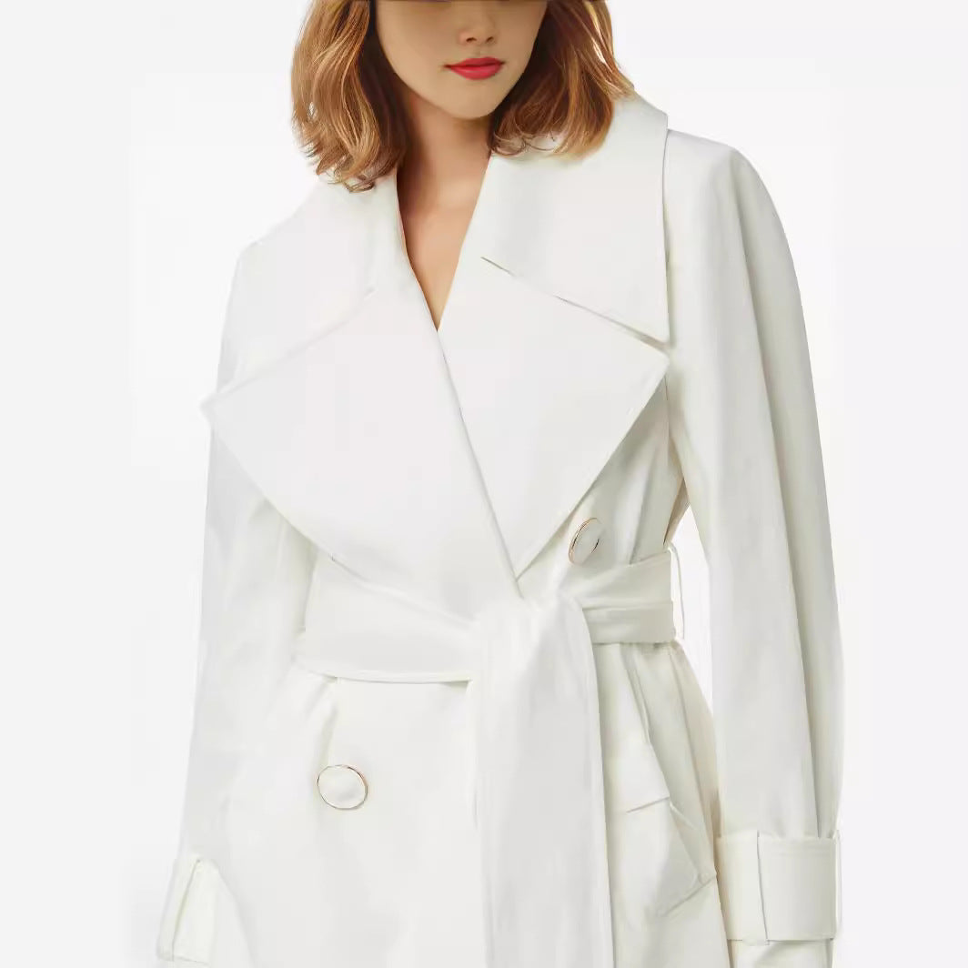 Women's trench coat with wide lapels and waist belt Chichicherry