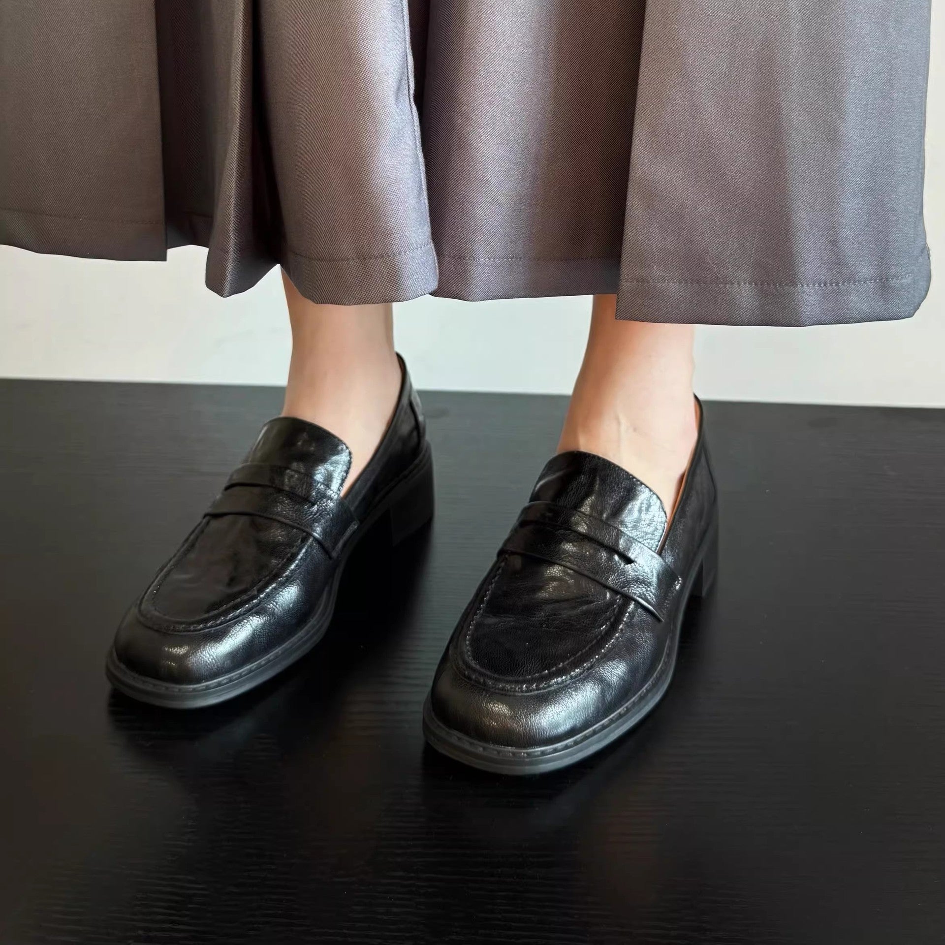 Women's Leather Penny Loafers with Moccasin Stitching and Profiled Outsole Chichicherry