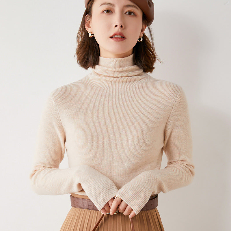 Women's Slim-Fit Turtleneck Sweater Made of Soft Angora Blend Chichicherry