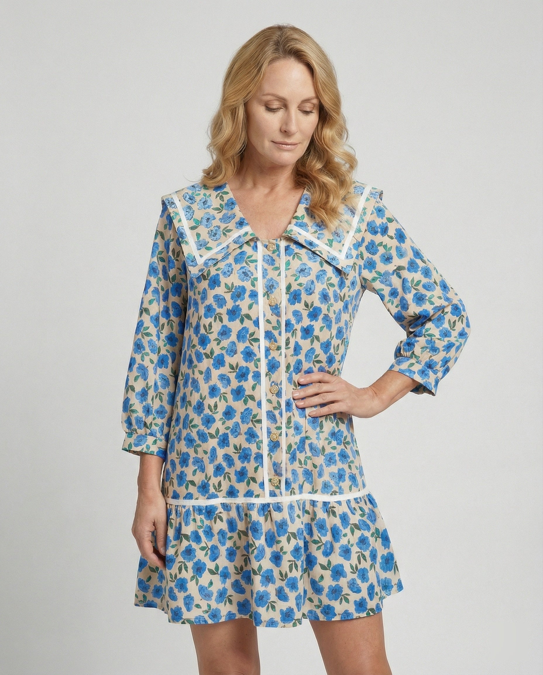 Women’s casual dress A-line with collar