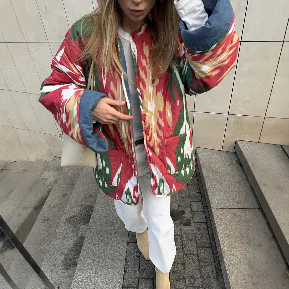 Women's quilted kimono jacket with ikat print, oversized cut and contrasting cuffs Chichicherry