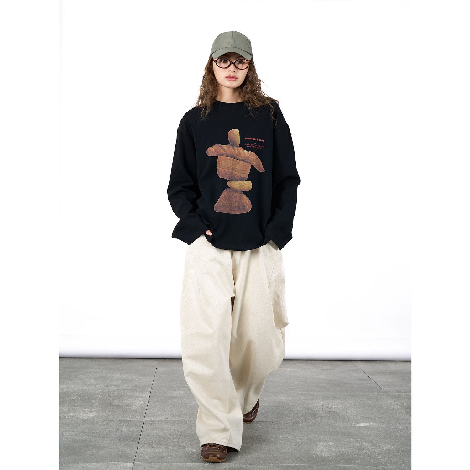 Women Oversized Long Sleeve Shirt with Artistic Stone Sculpture Print Chichicherry