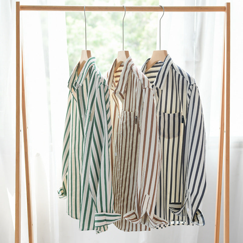 Men's Loose Shirt in Vertical Stripe Pattern made of Lightweight Cotton Blend with Kent Collar and Chest Pocket Chichicherry