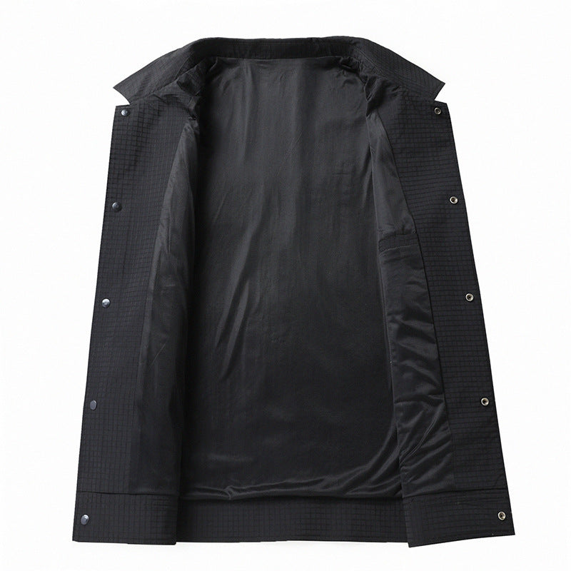 Men's lightweight technical coach jacket with ripstop structure, snap buttons, and patch pockets Chichicherry