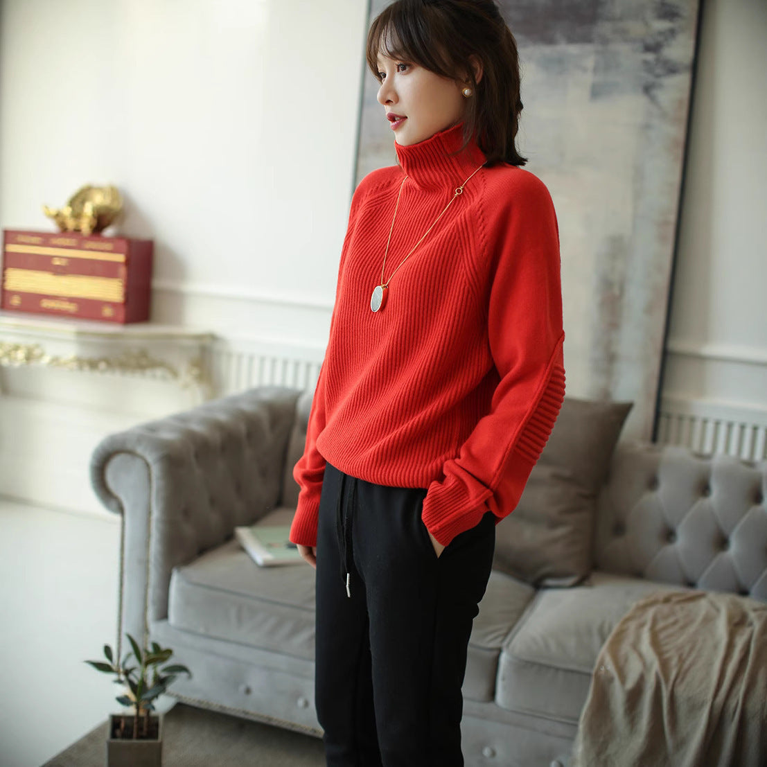 Women's turtleneck sweater made of fine ribbed knit with raglan sleeves and relaxed silhouette Chichicherry