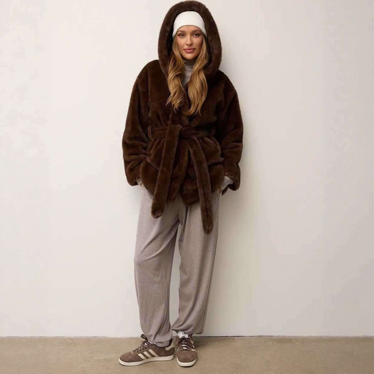 Women's Faux Fur Coat with Hood and Waist Belt Chichicherry