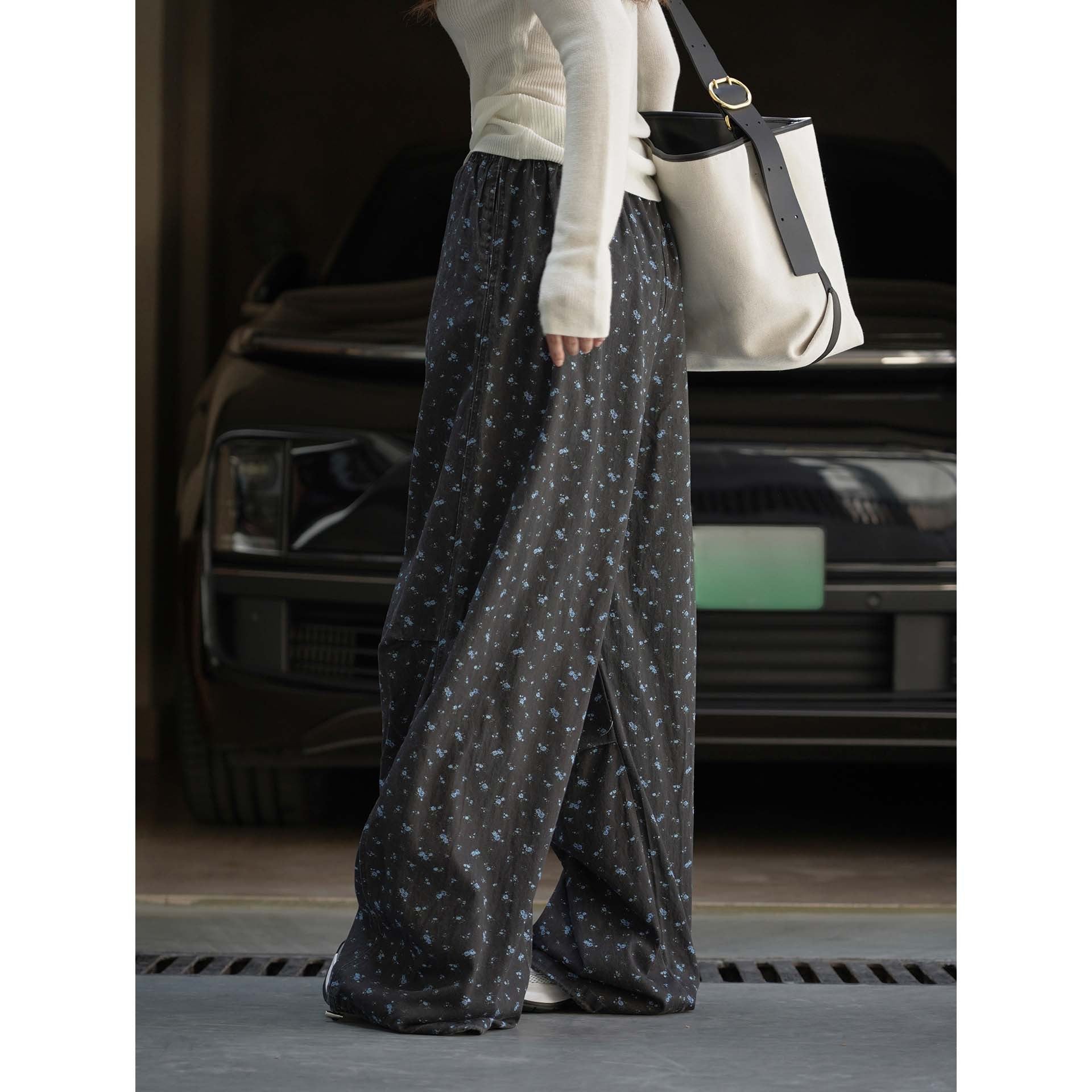 Women Asymmetrical Off-Shoulder Fine Knit Top with Twisted Hem Chichicherry