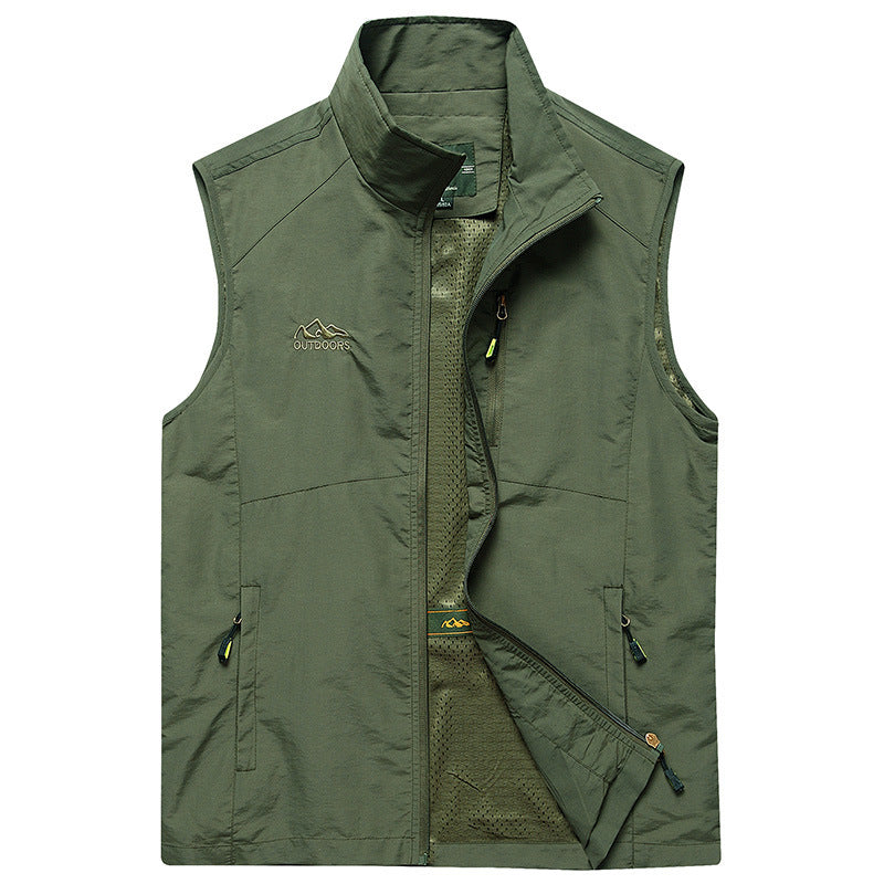 Men's ultra-light breathable outdoor trekking vest with mesh lining, stand collar and multiple zippered pockets Chichicherry