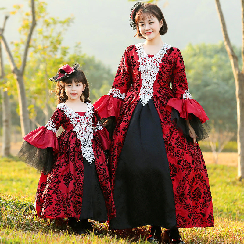 Girls' fairytale ball gown with ruffle details Chichicherry