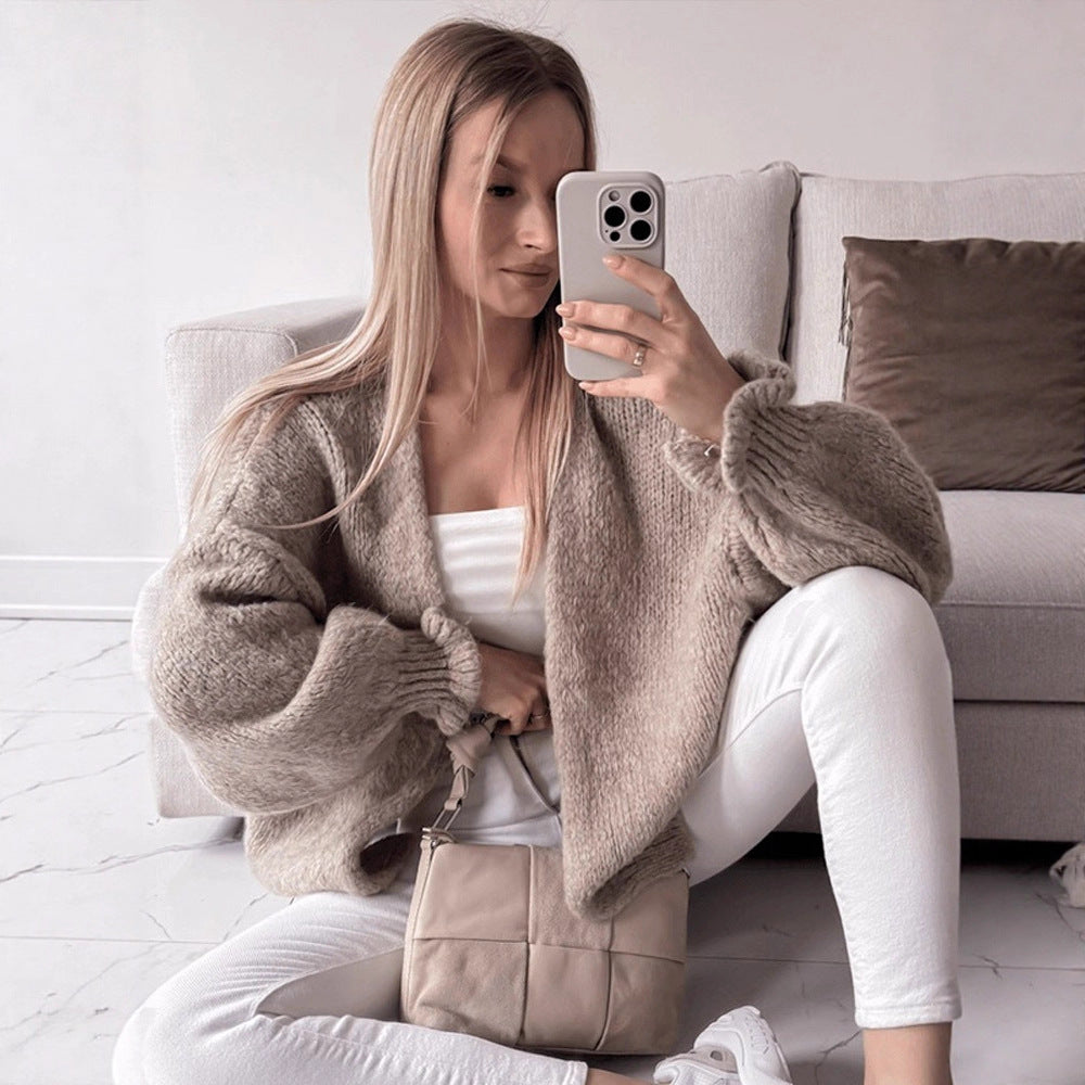 Women's Oversize Knit Cardigan with Voluminous Balloon Sleeves and Teddy-like Texture Chichicherry