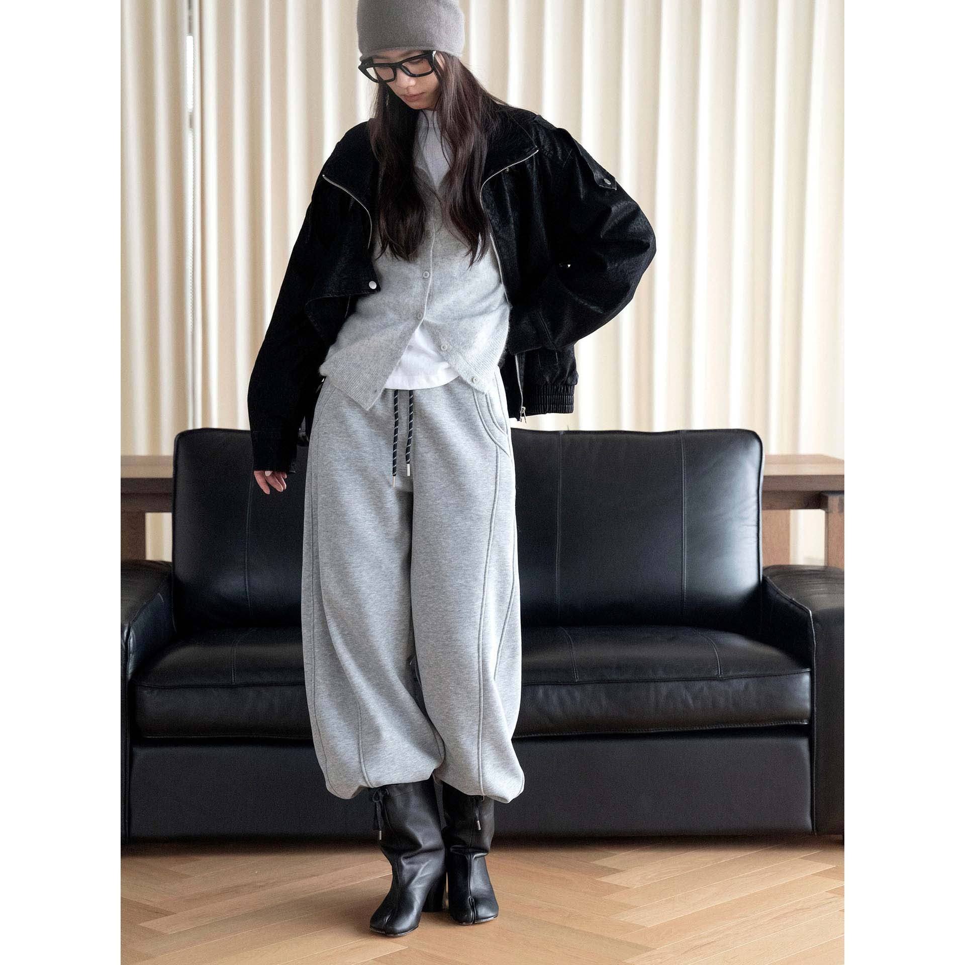 Women's Casual Sweatpants in Palazzo Cut with High Waist, Drawstring and Side Pockets Chichicherry