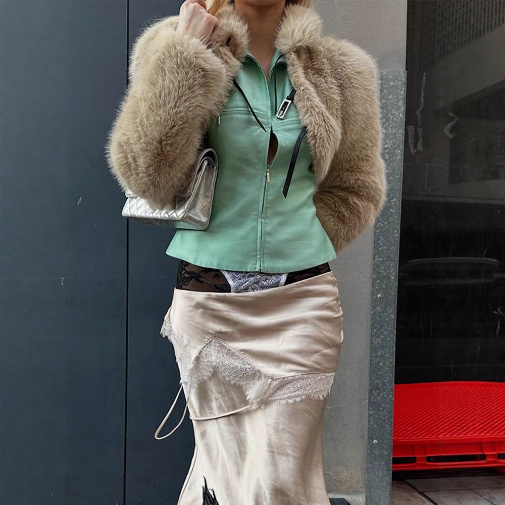 Women Short Cut Luxurious Faux Fur Jacket with Voluminous Sleeves and Lapel Collar Chichicherry