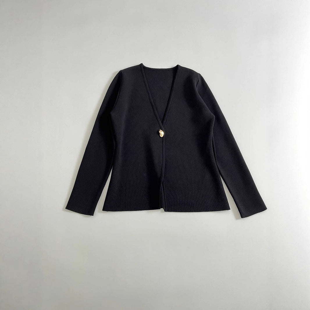 Ladies Fine V-Neck Cardigan with Decorative Button and Boxy Silhouette Chichicherry